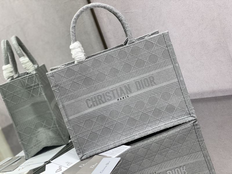 Dior Shopping Bags